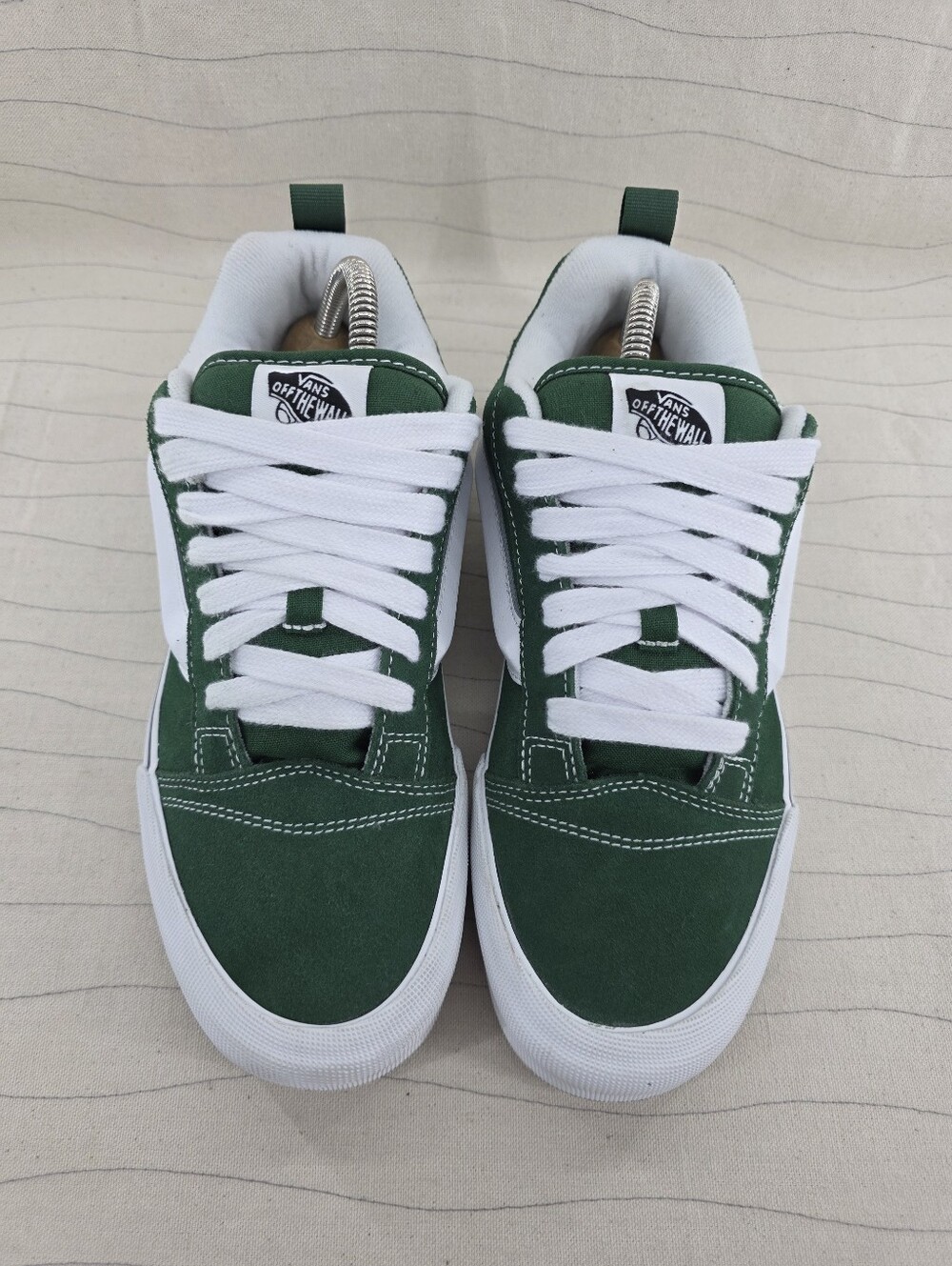 Vans Unisex Knu Skool Green Suede White Skate Shoes Gum Soles Sz 8 Men/ 9.5 Wom - Picture 3 of 11